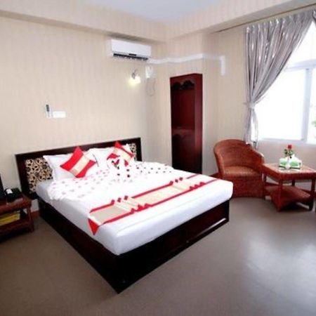 Diamond Crown Hotel Gyogon Extérieur photo