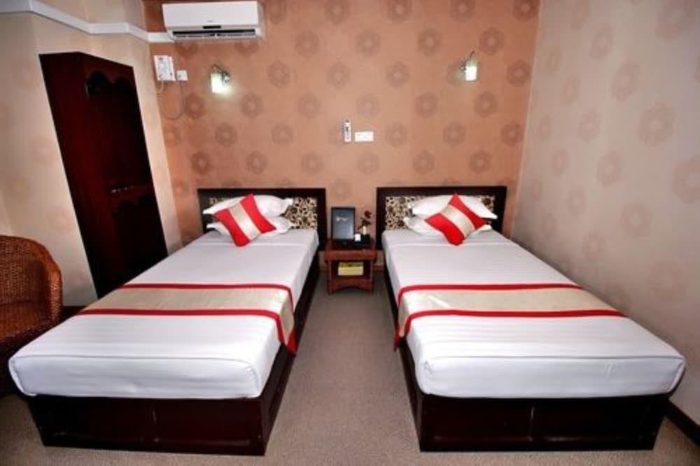 Diamond Crown Hotel Gyogon Extérieur photo