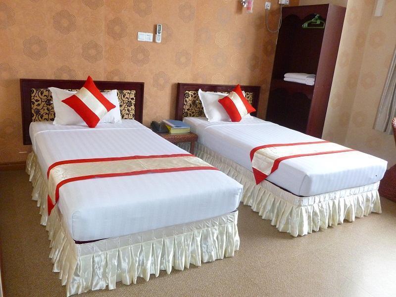 Diamond Crown Hotel Gyogon Extérieur photo
