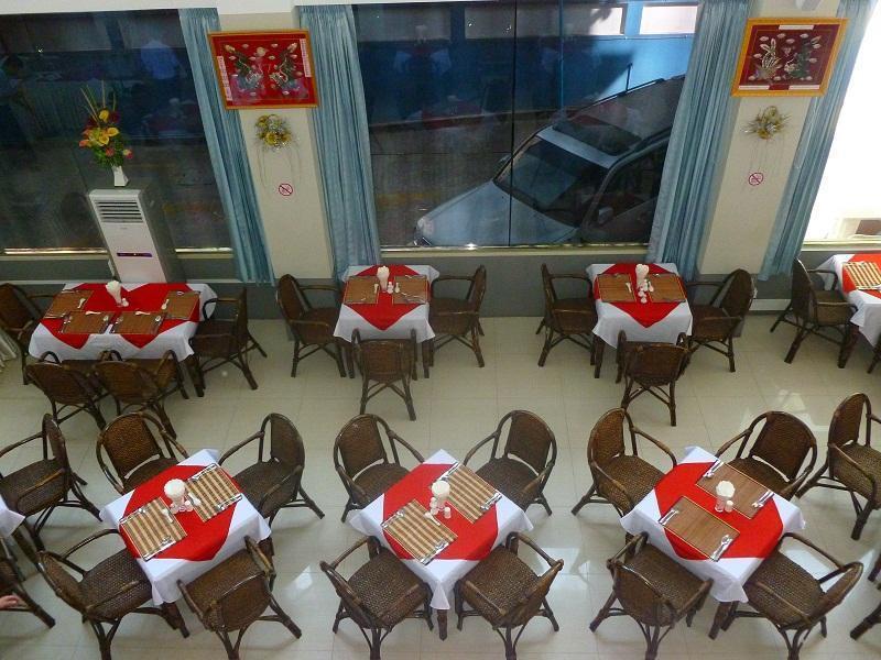 Diamond Crown Hotel Gyogon Extérieur photo