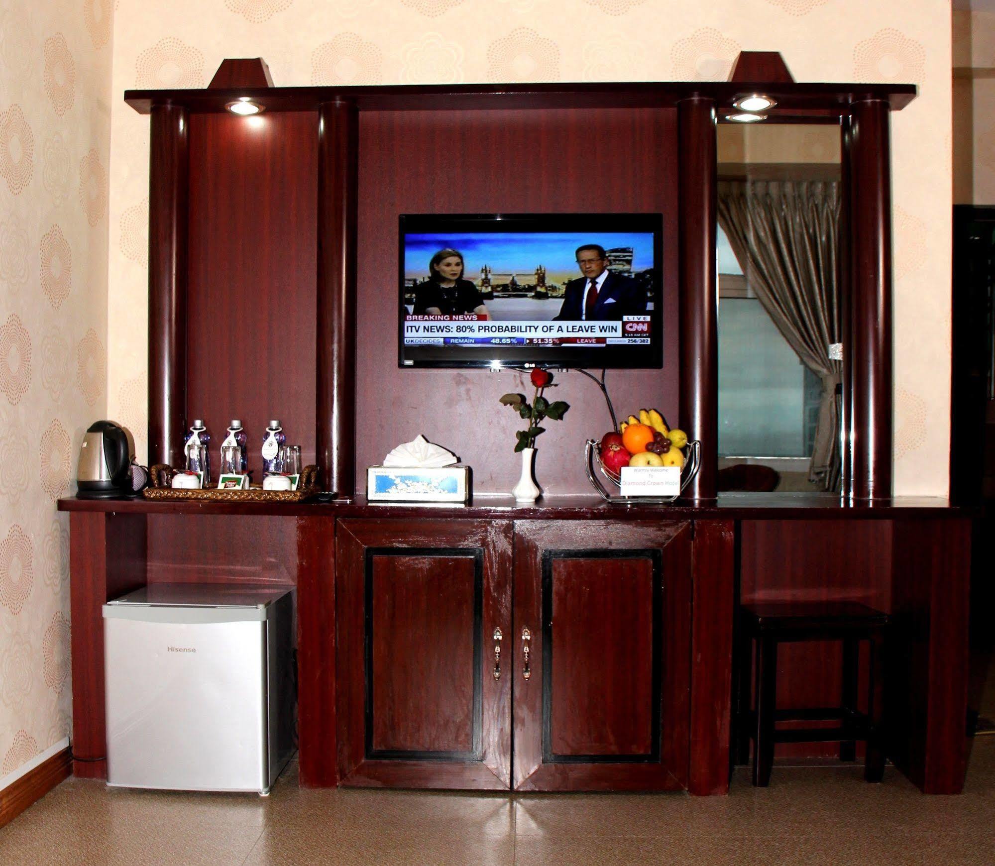 Diamond Crown Hotel Gyogon Extérieur photo
