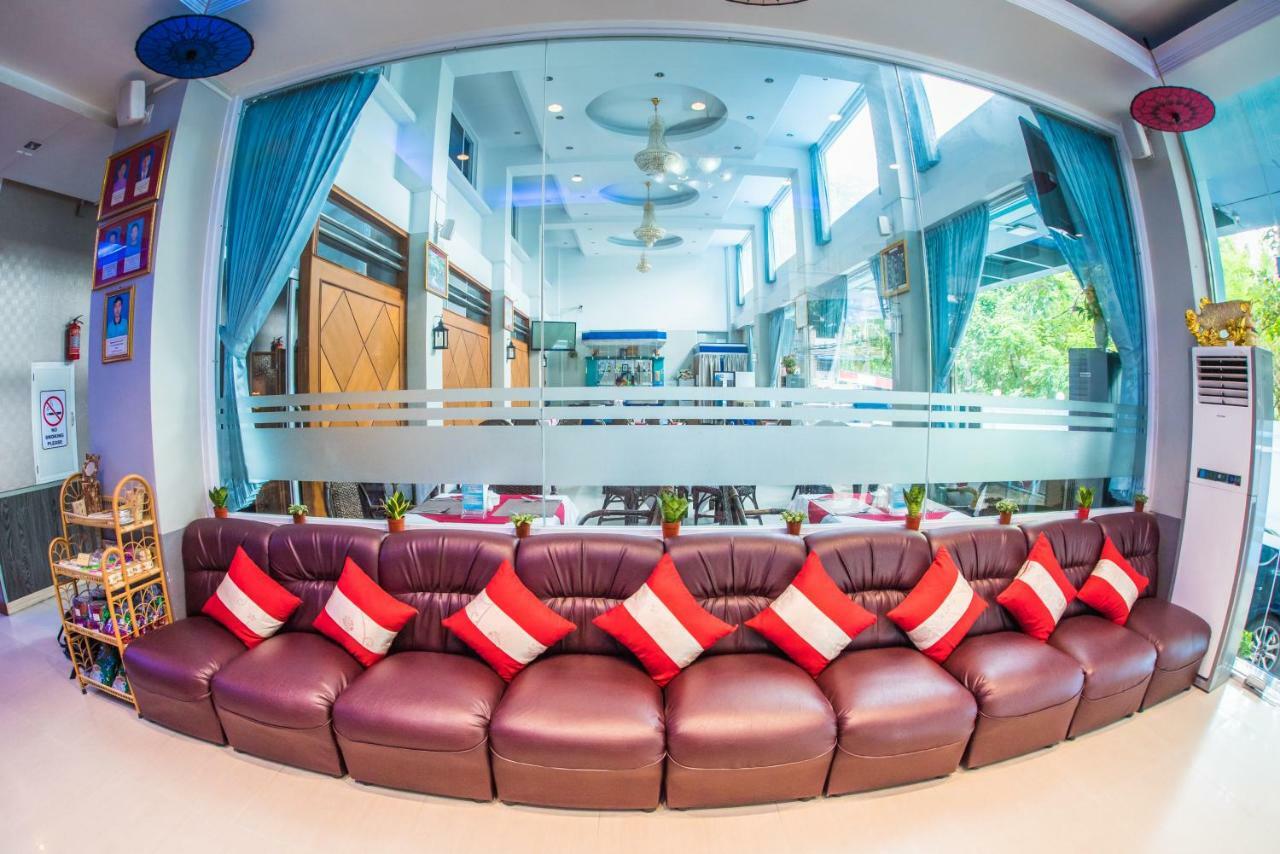 Diamond Crown Hotel Gyogon Extérieur photo